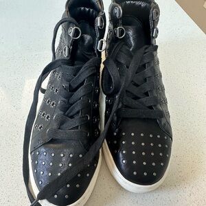 Vince Camuto Leather High Top Sneakers W US 6.5